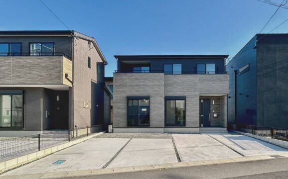 鈴鹿市北玉垣町　東棟【内覧可能！】