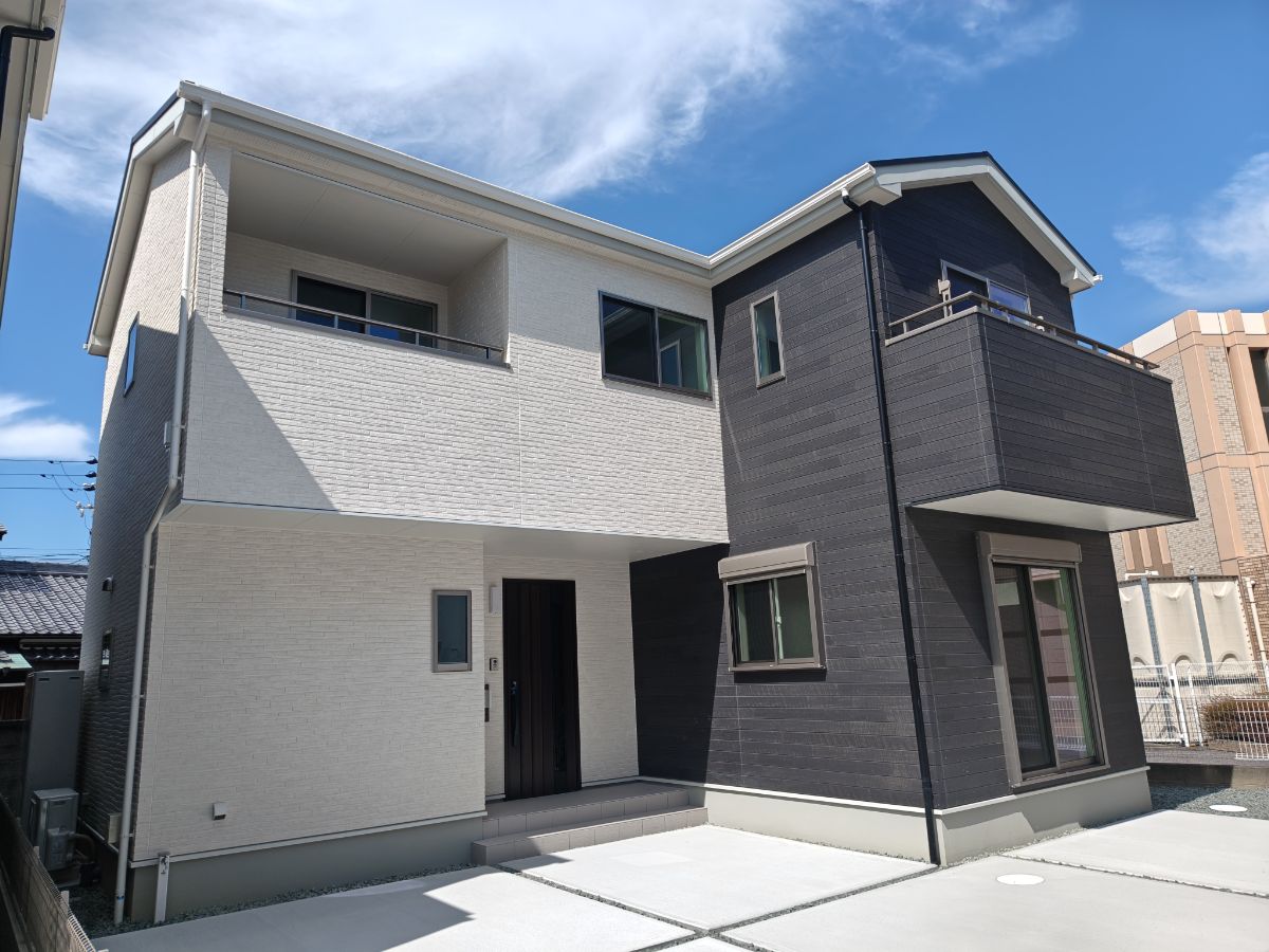 常滑市千代ヶ丘3丁目 新築一戸建て 東棟【内覧可能】