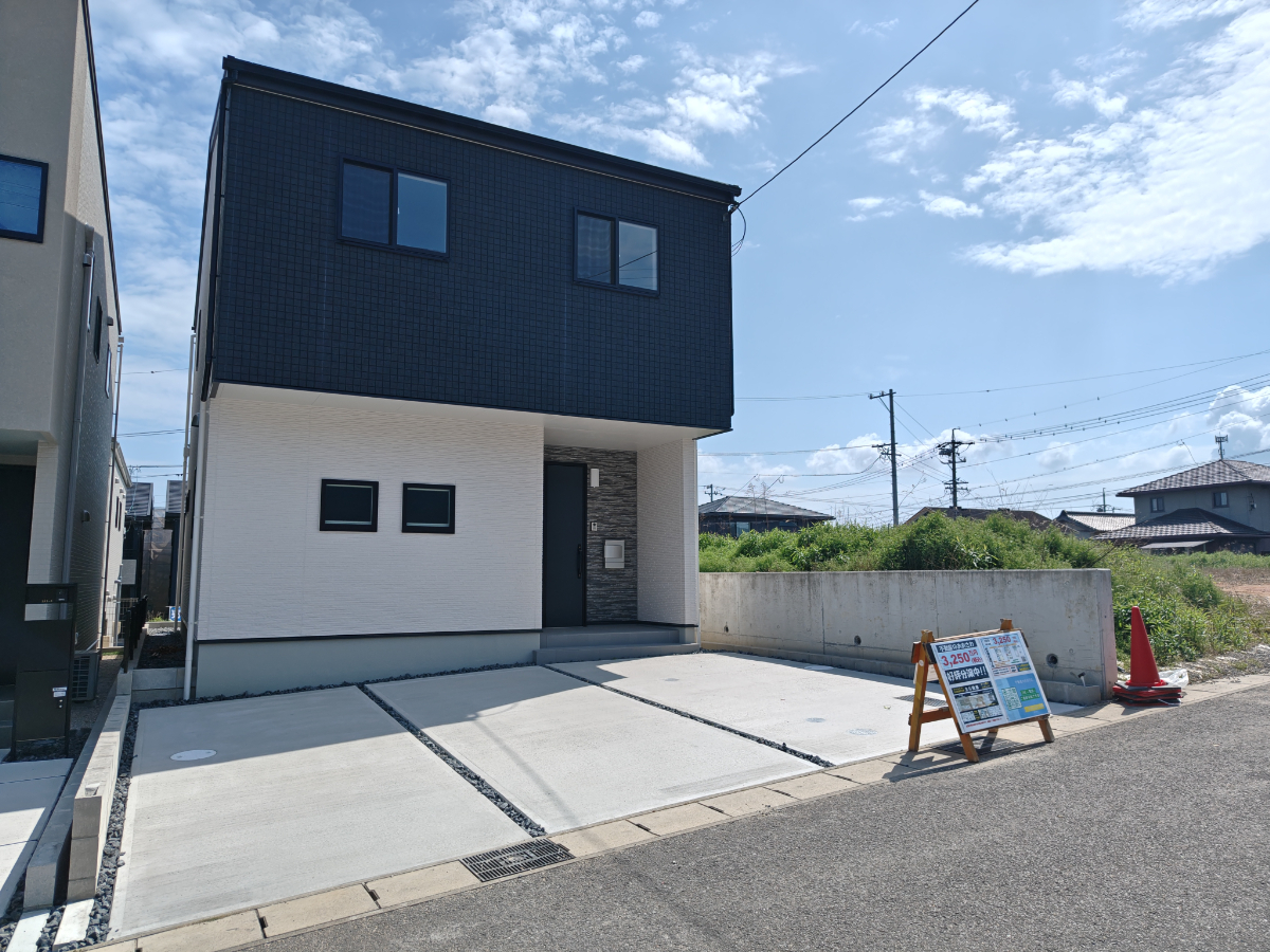 知多郡武豊町3期【内覧可能】