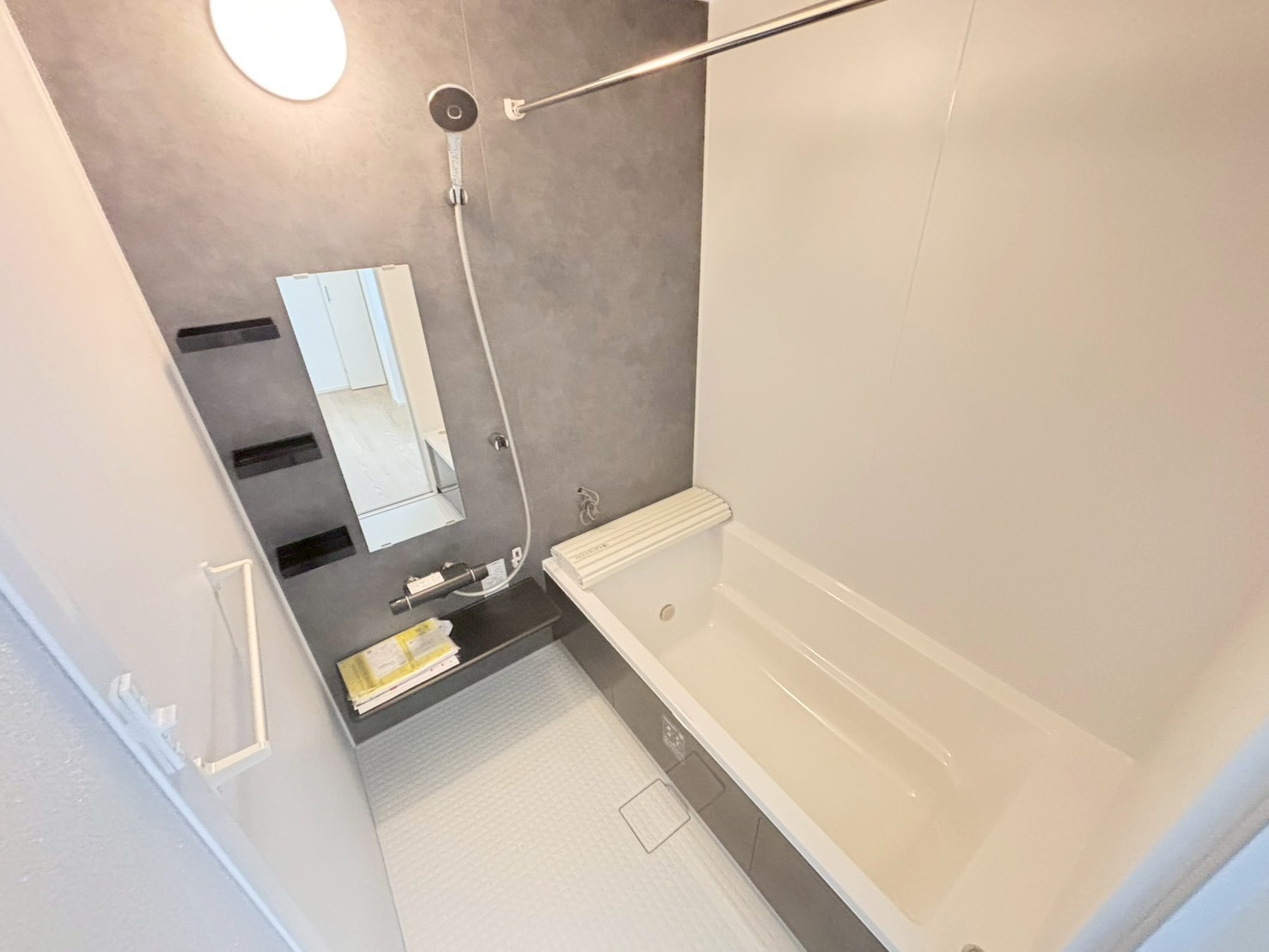 豊川市篠束町2期 西棟【内覧可能】