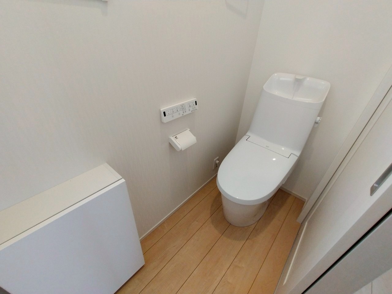 豊川市西桜木町２丁目西棟【内覧可能】