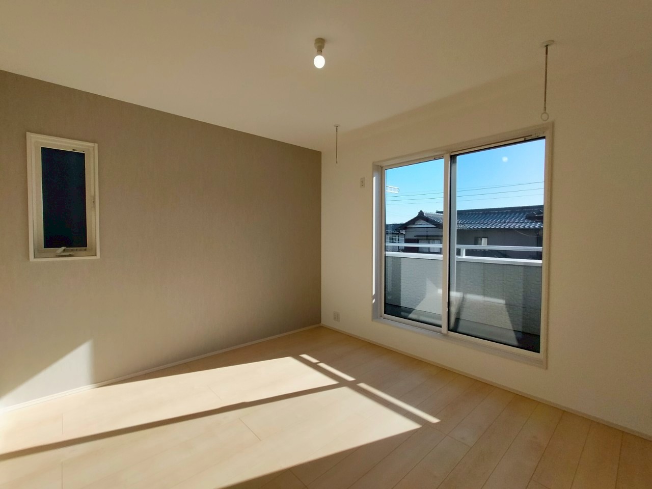 湖西市鷲津４期 西棟【内覧可能】