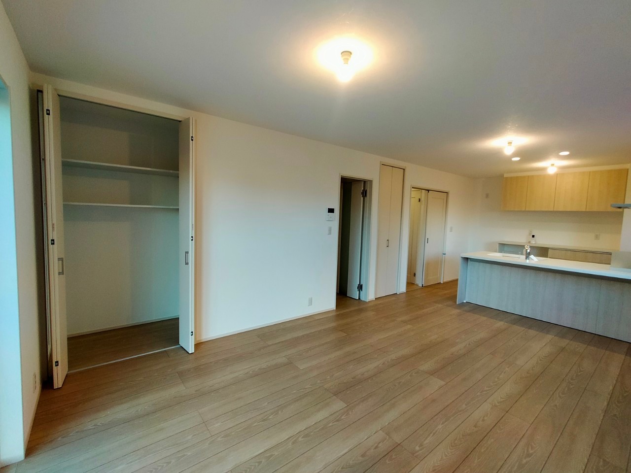 湖西市鷲津４期 東棟【内覧可能】