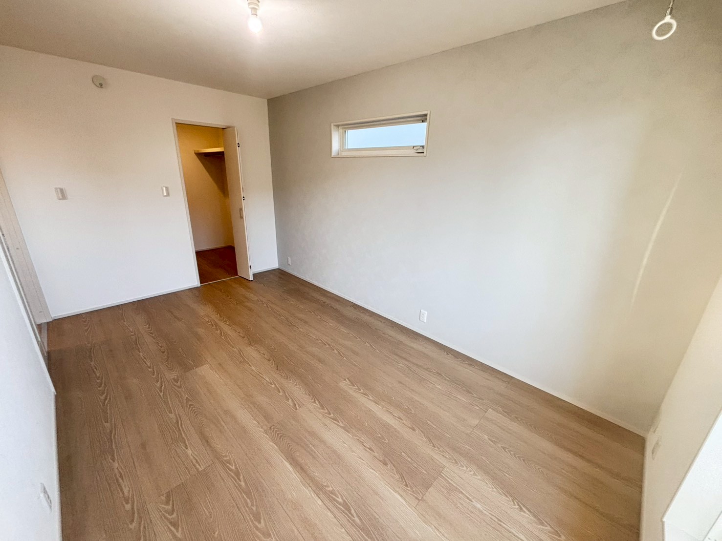 豊川市篠束町2期 西棟【内覧可能】