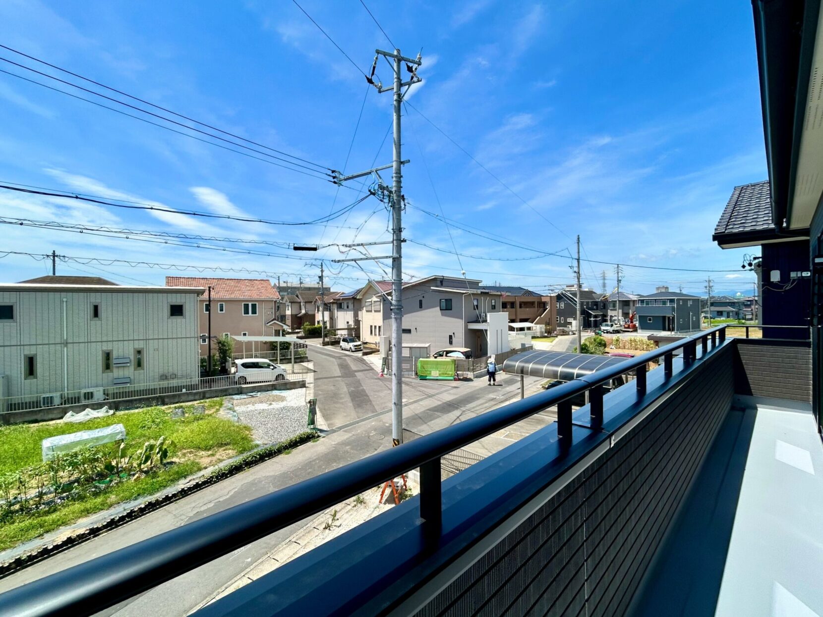 鈴鹿市北玉垣町　西棟【内覧可能！】