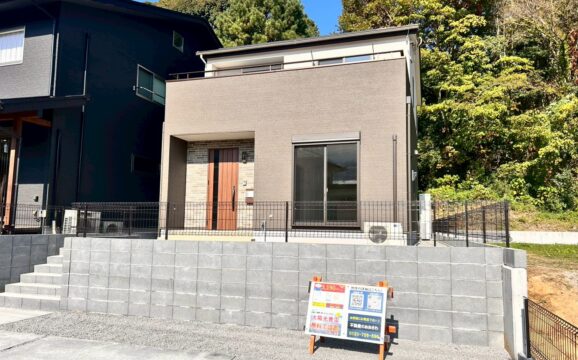 伊豆の国市長岡【内覧可能】