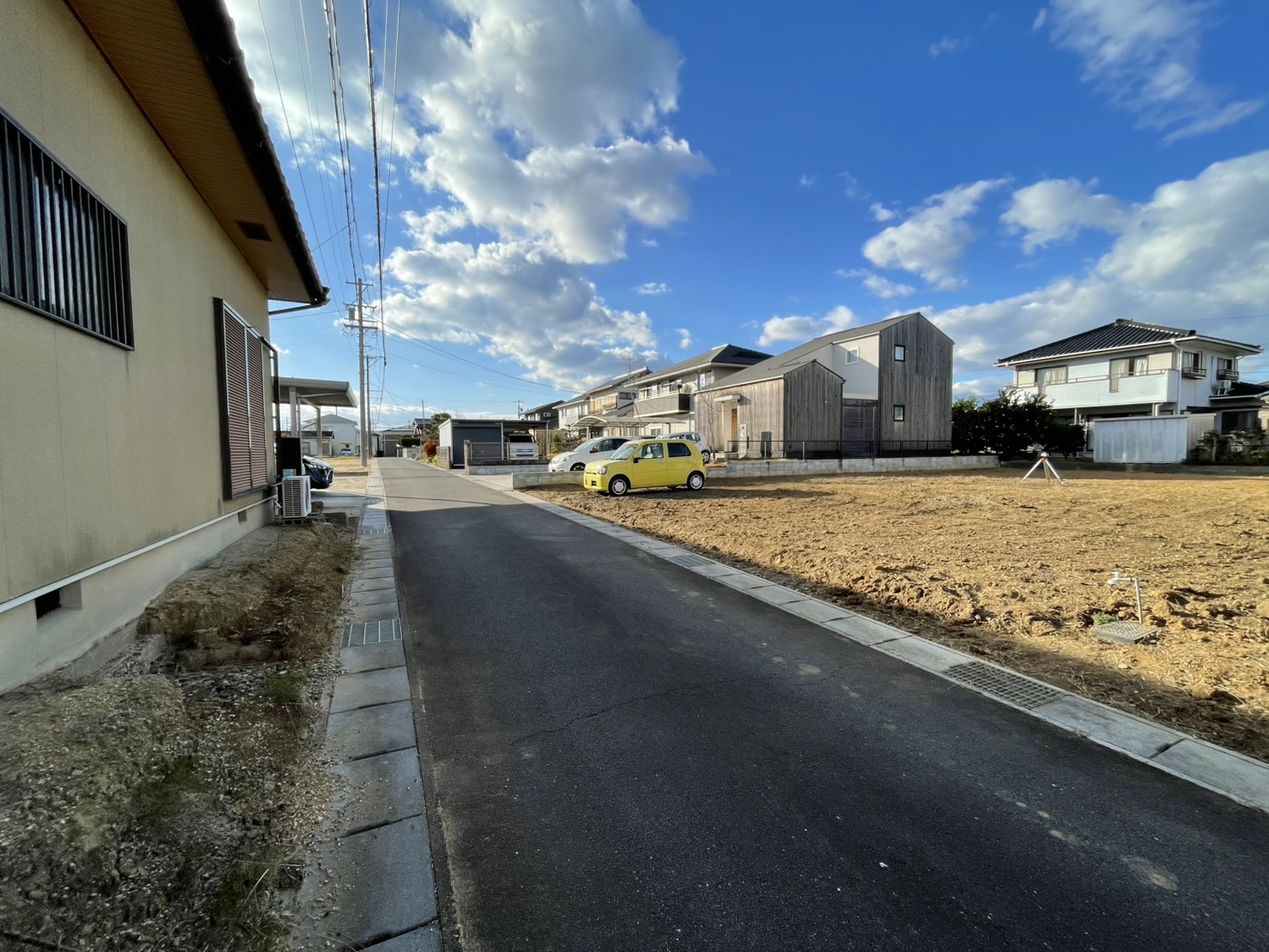 鈴鹿市稲生塩屋三丁目　東棟【内覧可能】