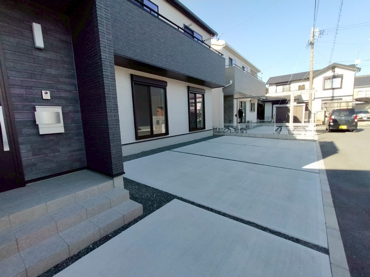 豊川市西桜木町２丁目西棟【内覧可能】