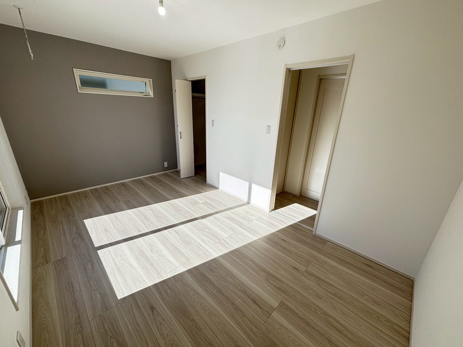 豊川市篠束町2期 東棟【内覧可能】