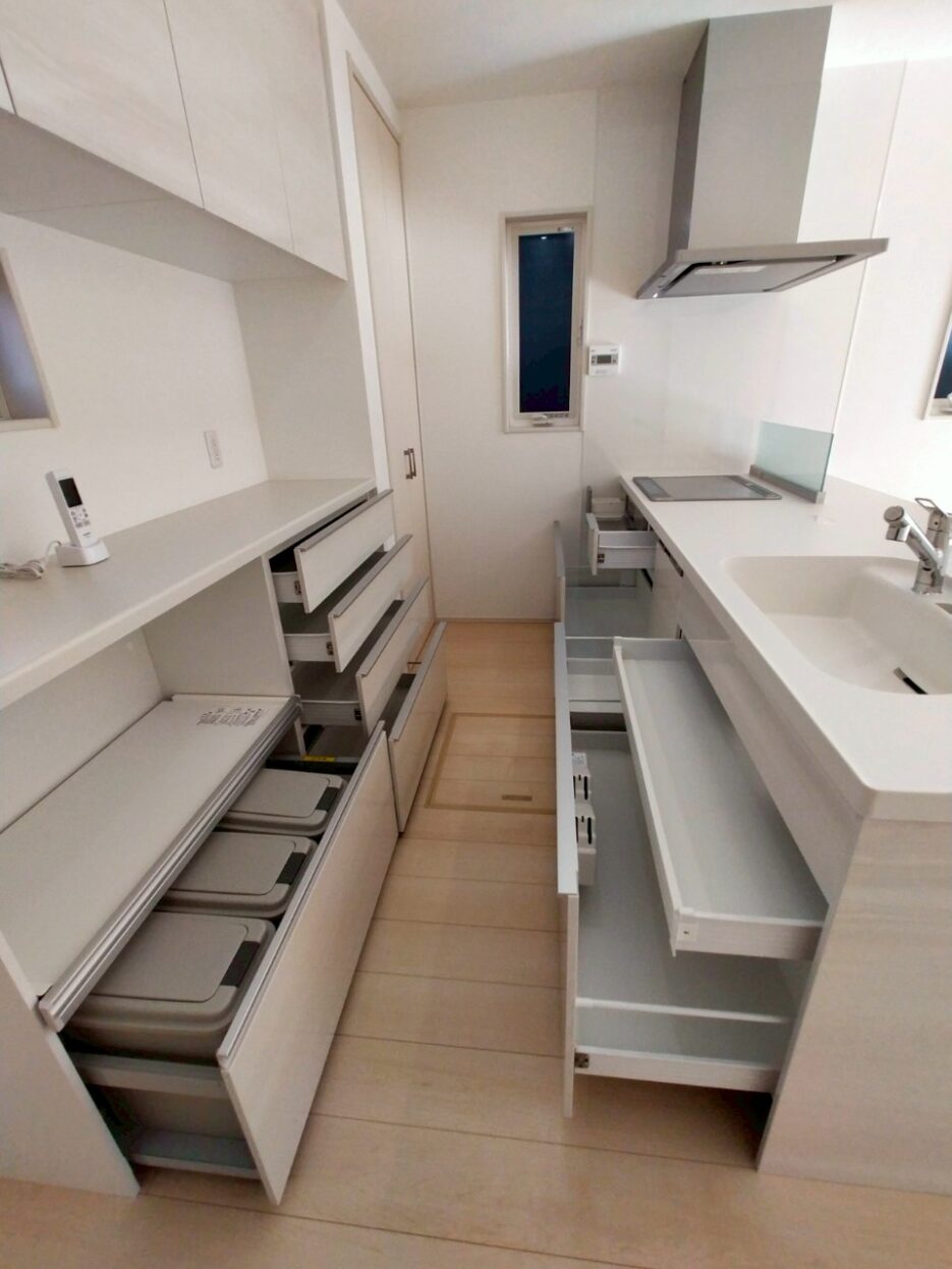 湖西市鷲津４期 西棟【内覧可能】