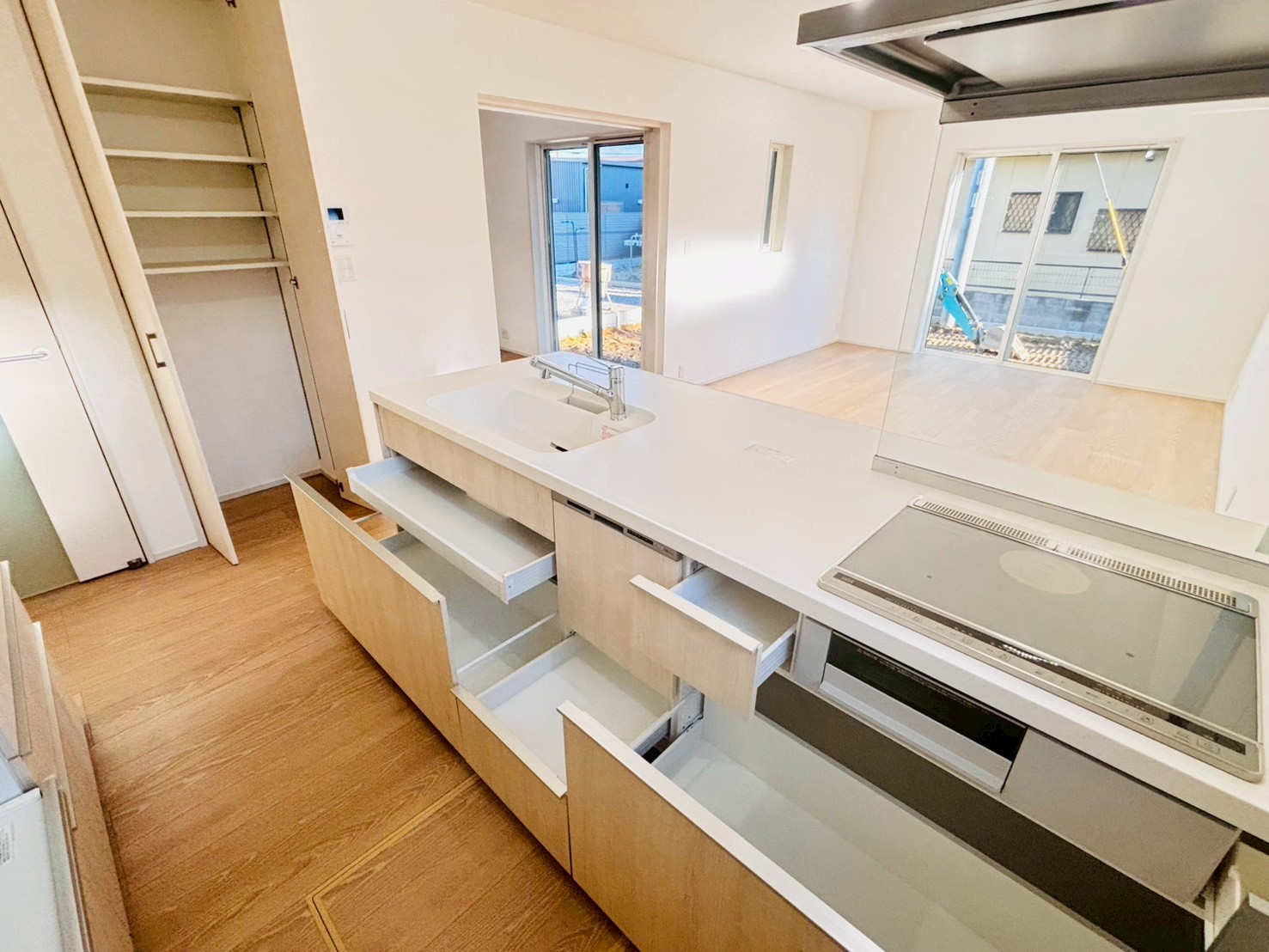 豊川市篠束町2期 西棟【内覧可能】