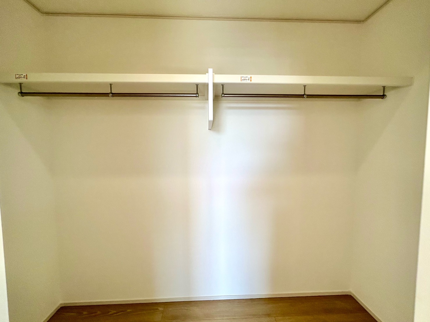 四日市市大治田三丁目　東棟【内覧可能】