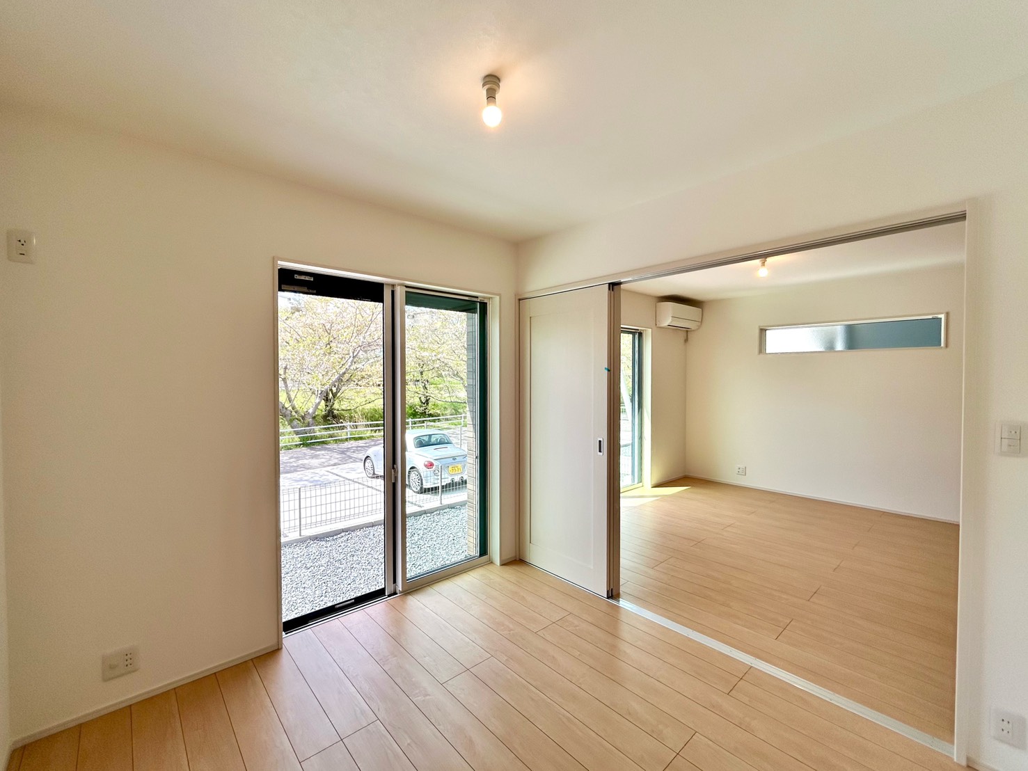 四日市市川島町　東棟【内覧可能】