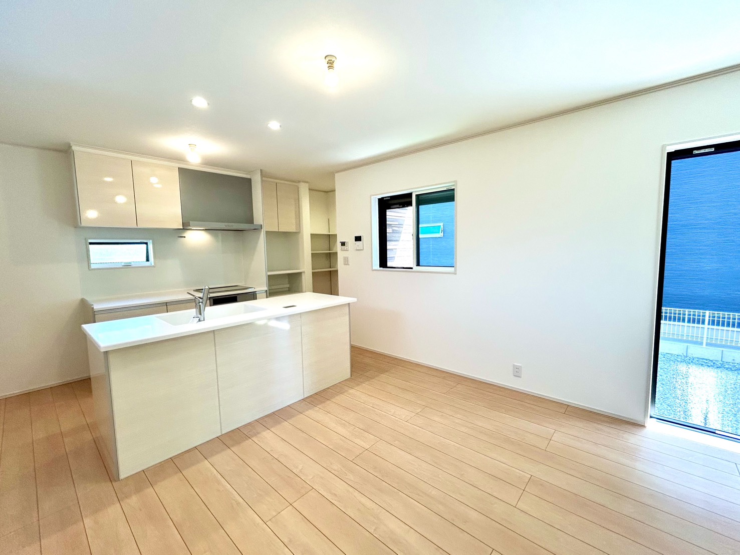 四日市市采女町　北棟【内覧可能】