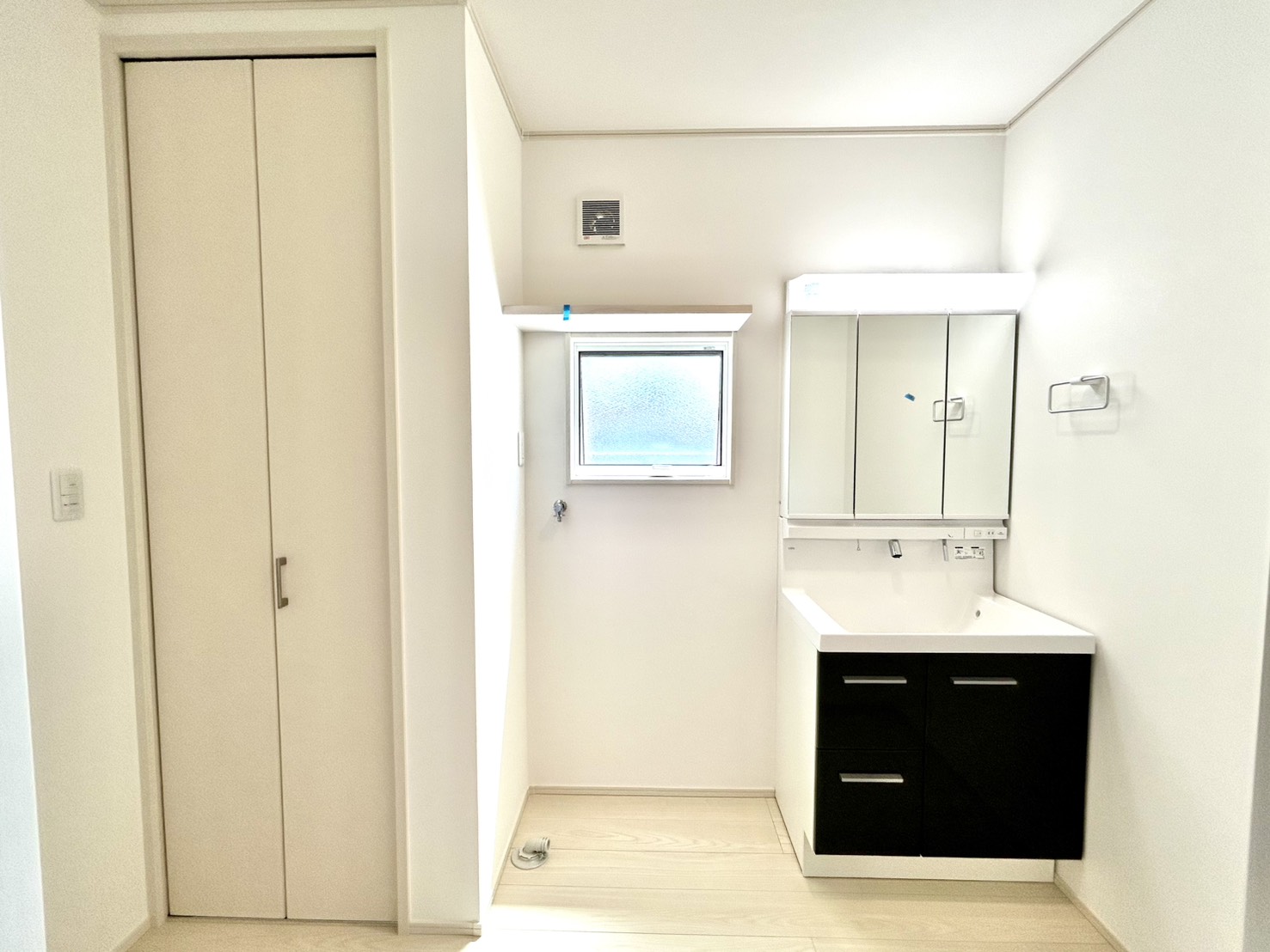 四日市市采女町　南棟【内覧可能】