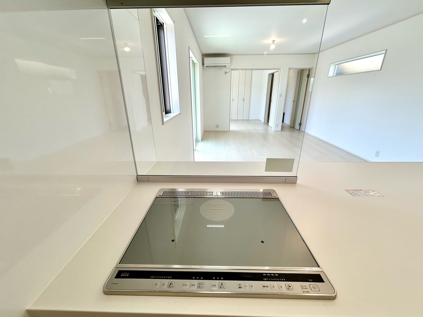 四日市市采女町　南棟【内覧可能】