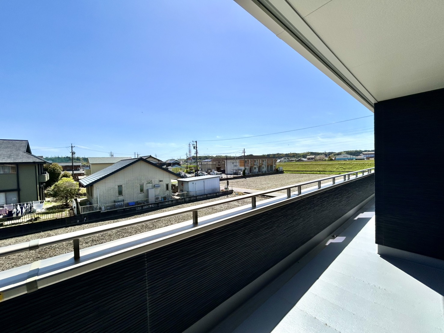 四日市市采女町　南棟【内覧可能】