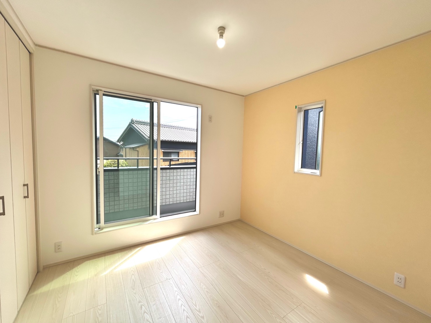 四日市市川北二丁目【内覧可能】