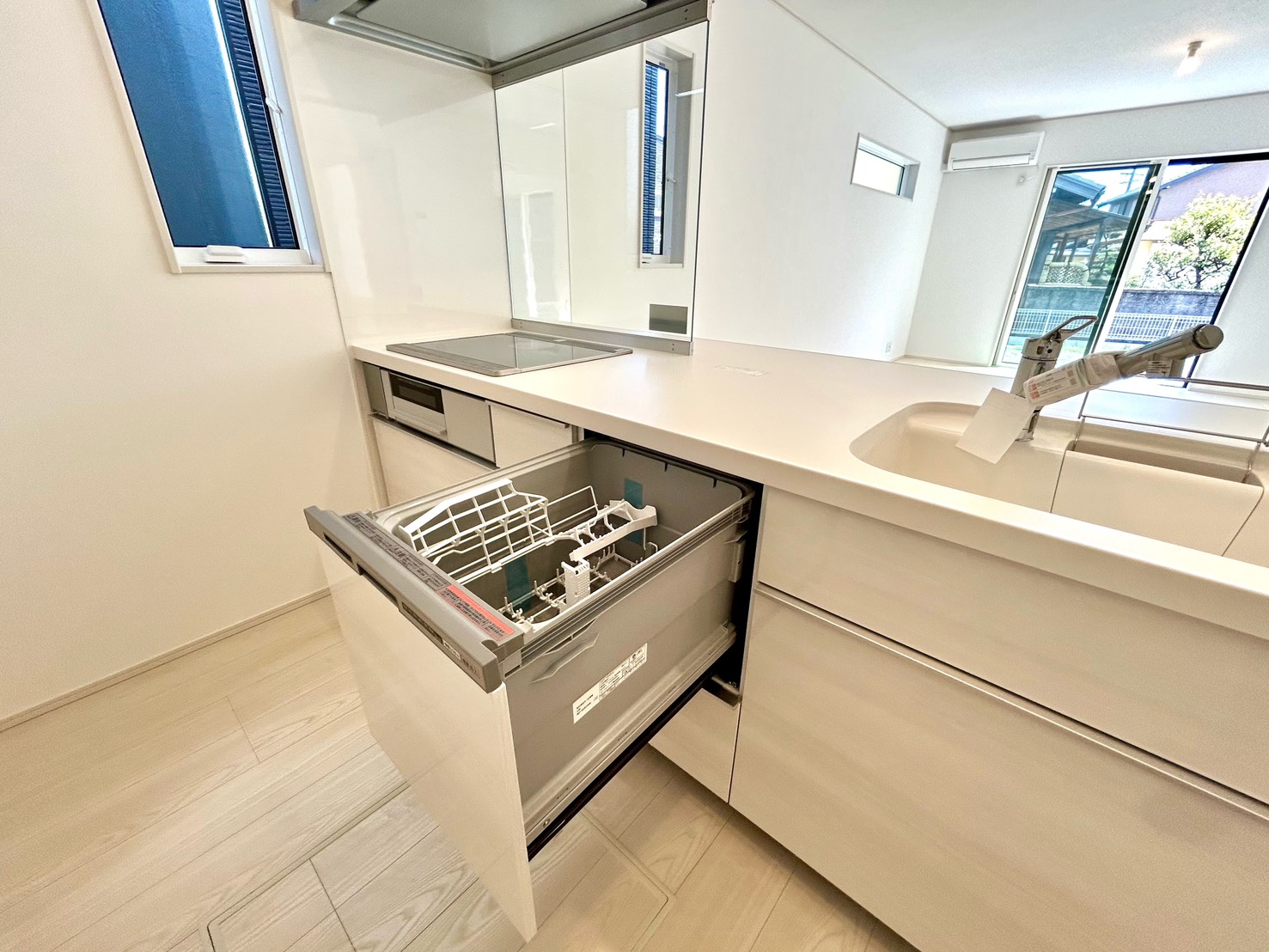 四日市市川北二丁目【内覧可能】