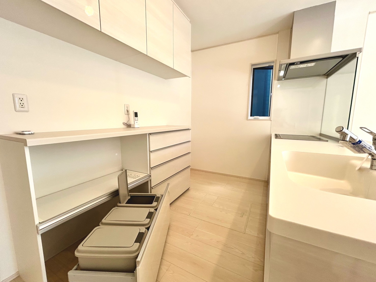 四日市市川北二丁目【内覧可能】