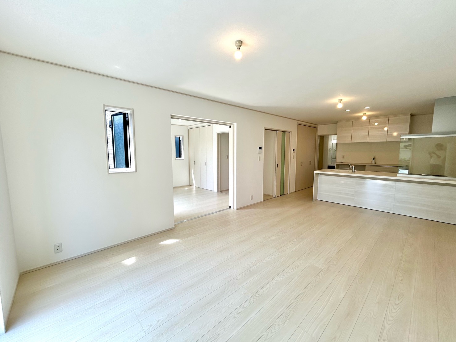 四日市市川北二丁目【内覧可能】