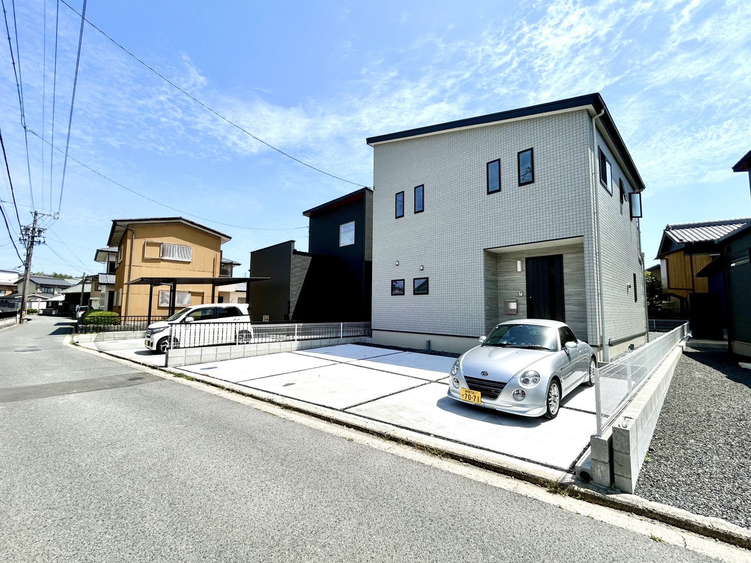 四日市市川北二丁目【内覧可能】