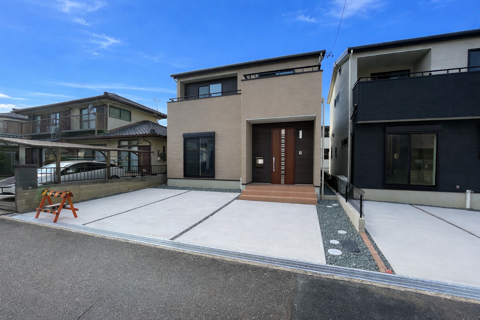 豊橋市曙町 西棟【内覧可能】