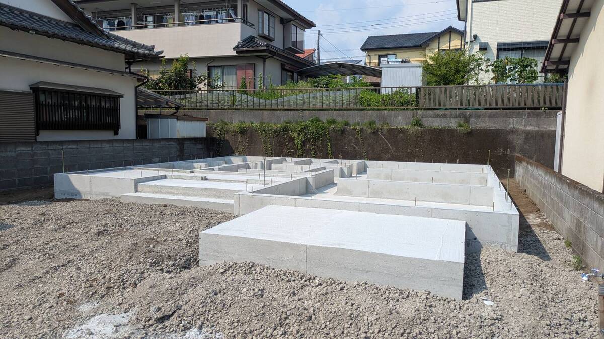 富士宮市万野原新田7期【基礎工事】