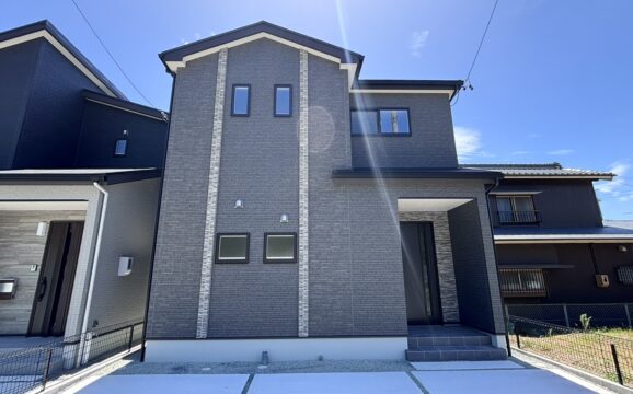 豊橋市多米西町２丁目 西棟【内覧可能】