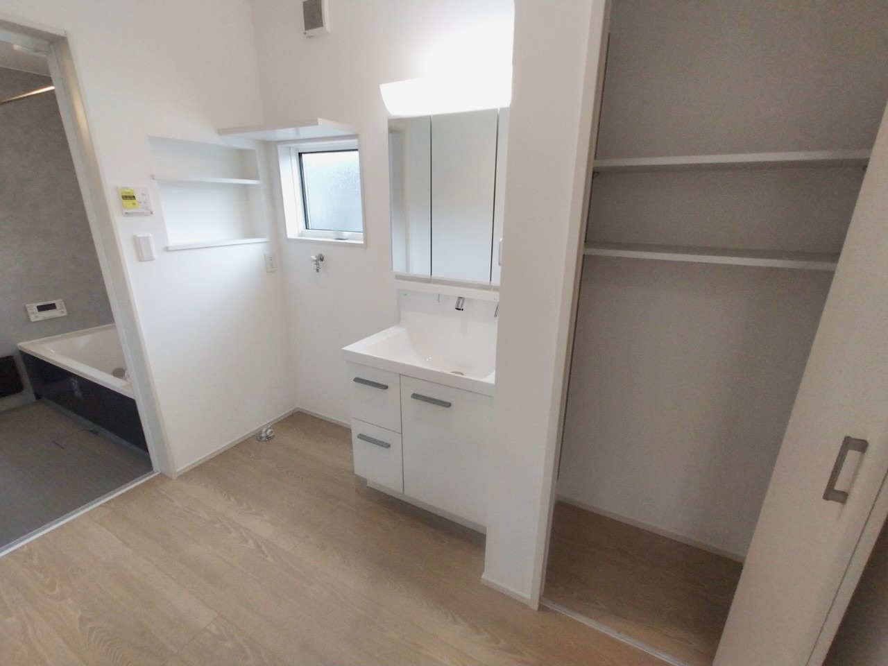 新城市屋敷【内覧可能】